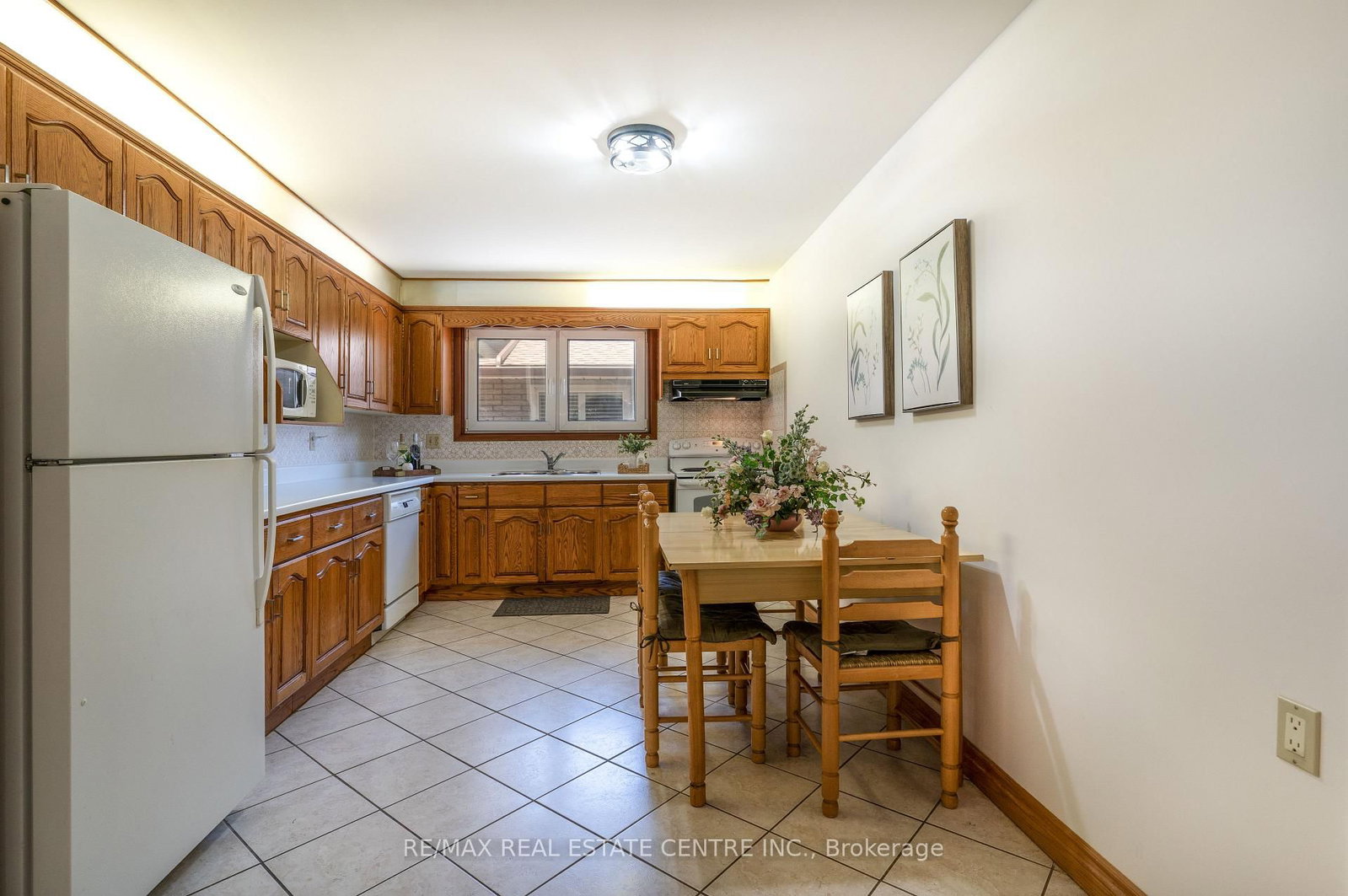 102 Markson Crescent • Hamilton, ON photo 10