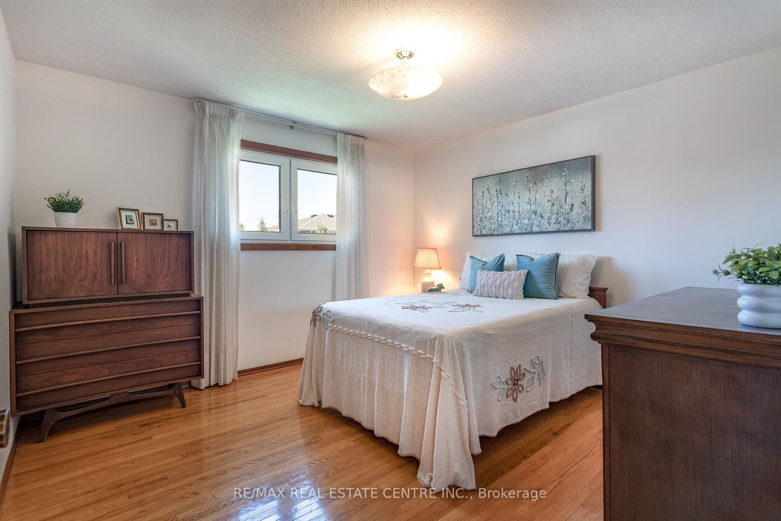 102 Markson Crescent • Hamilton, ON photo 14