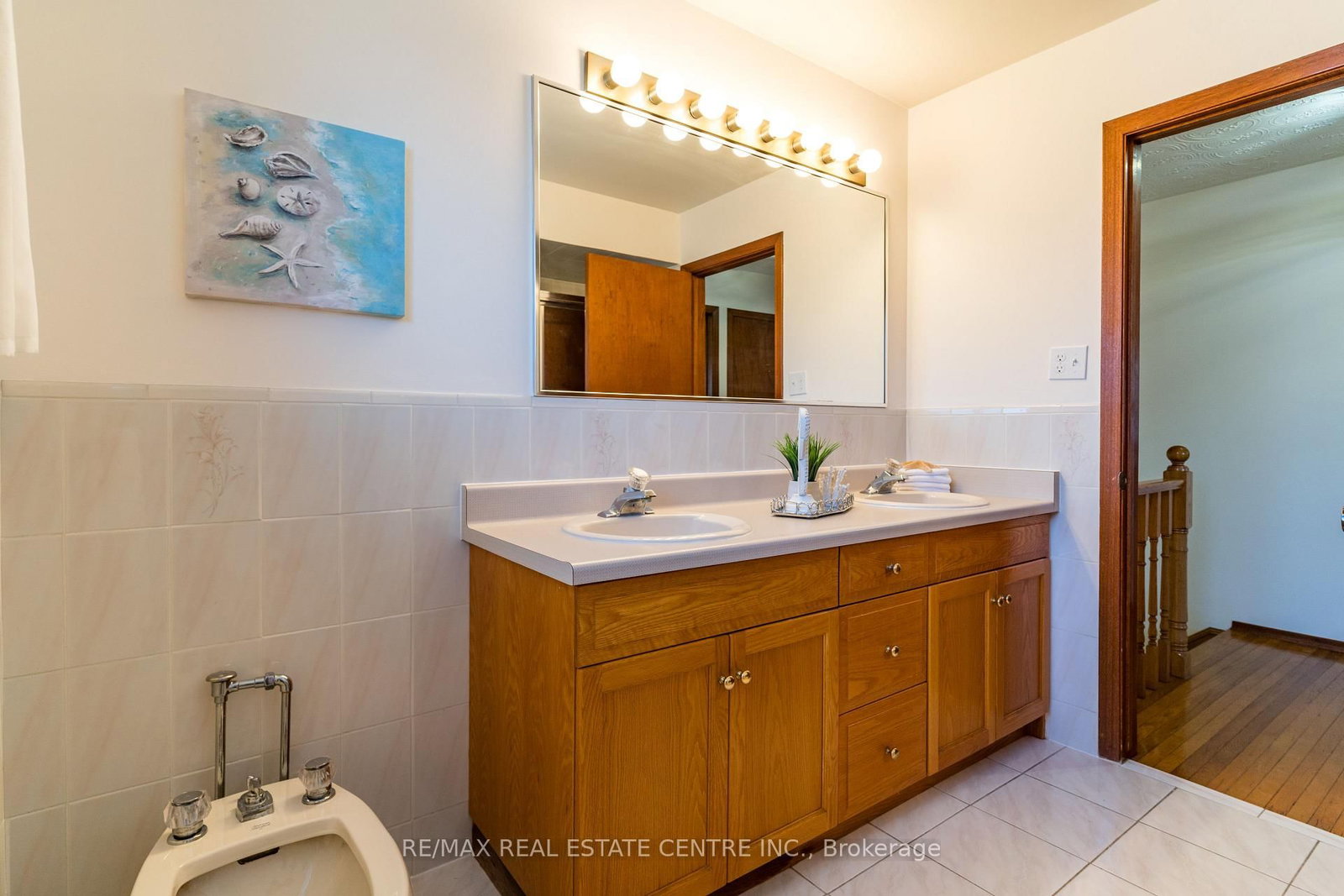 102 Markson Crescent • Hamilton, ON photo 19
