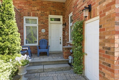 6295 Forest Ridge Drive • Niagara Falls, ON photo 4
