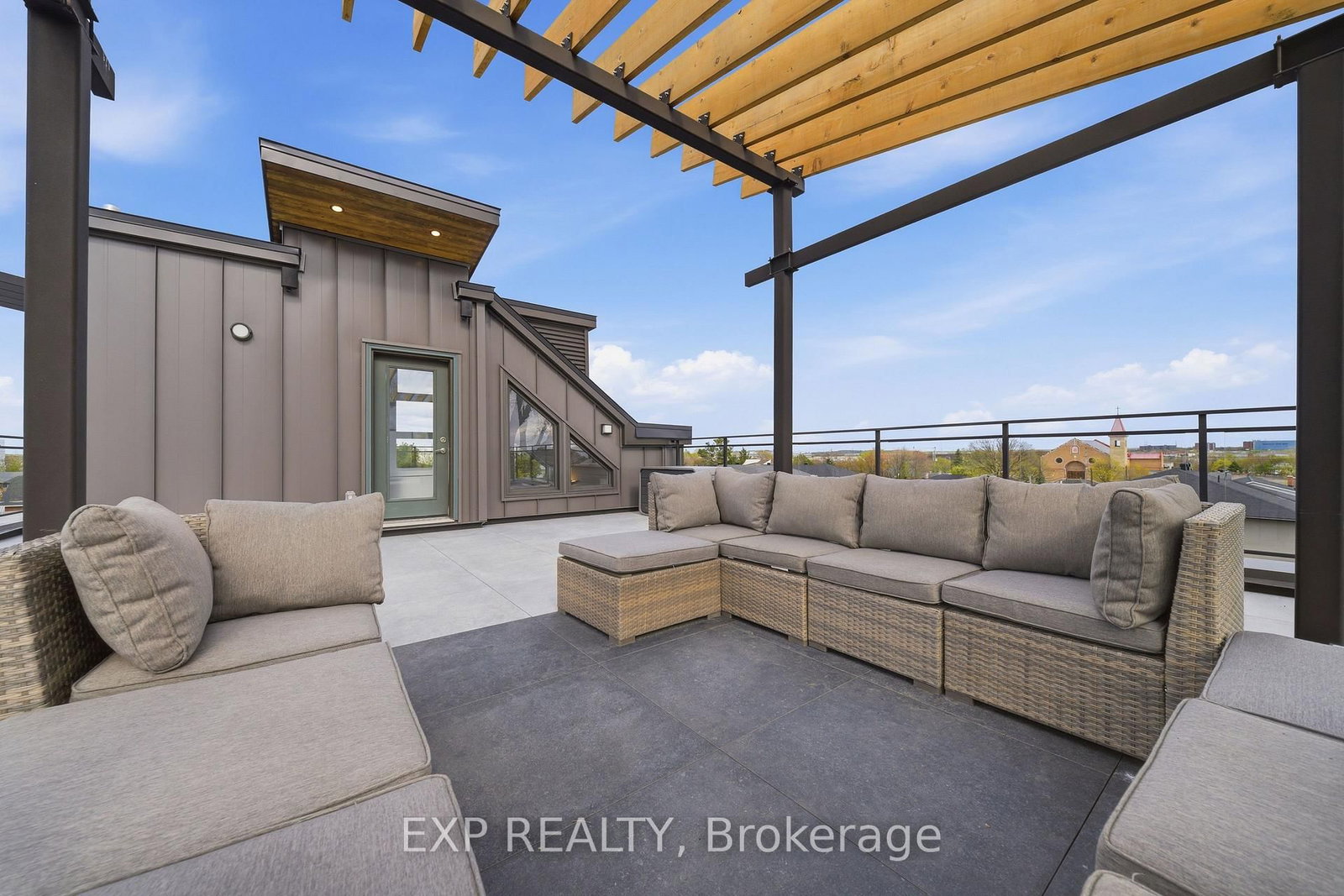 1356 Louis Lane • Ottawa, ON photo 39