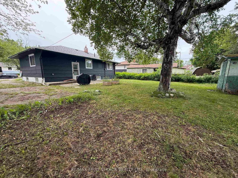 79 Maple Crescent