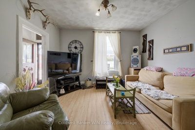 129 Elgin Street S • Wellington North, ON photo 4