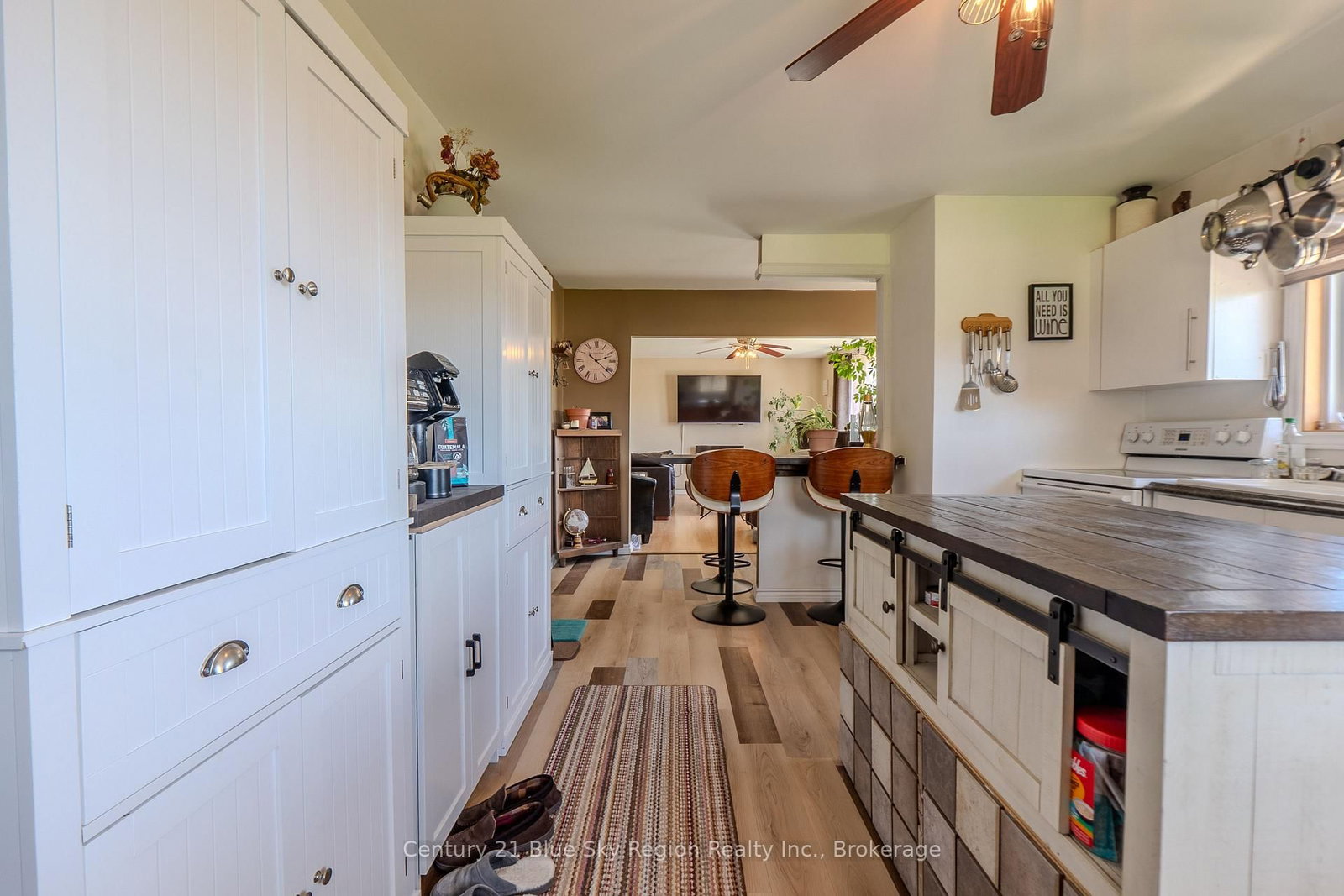 1742 E Highway 17 • East Ferris, ON photo 16