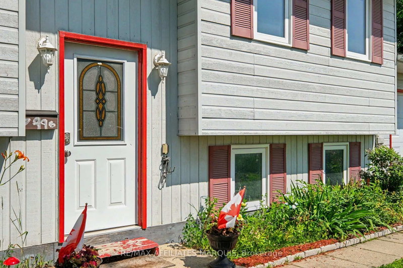 7496 Roger Stevens Drive