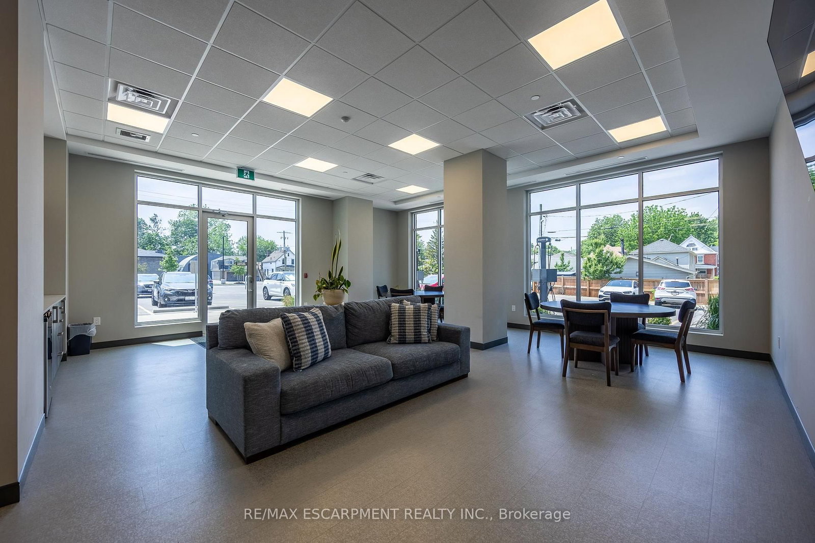 118 West Street • #201 • Port Colborne, ON photo 26