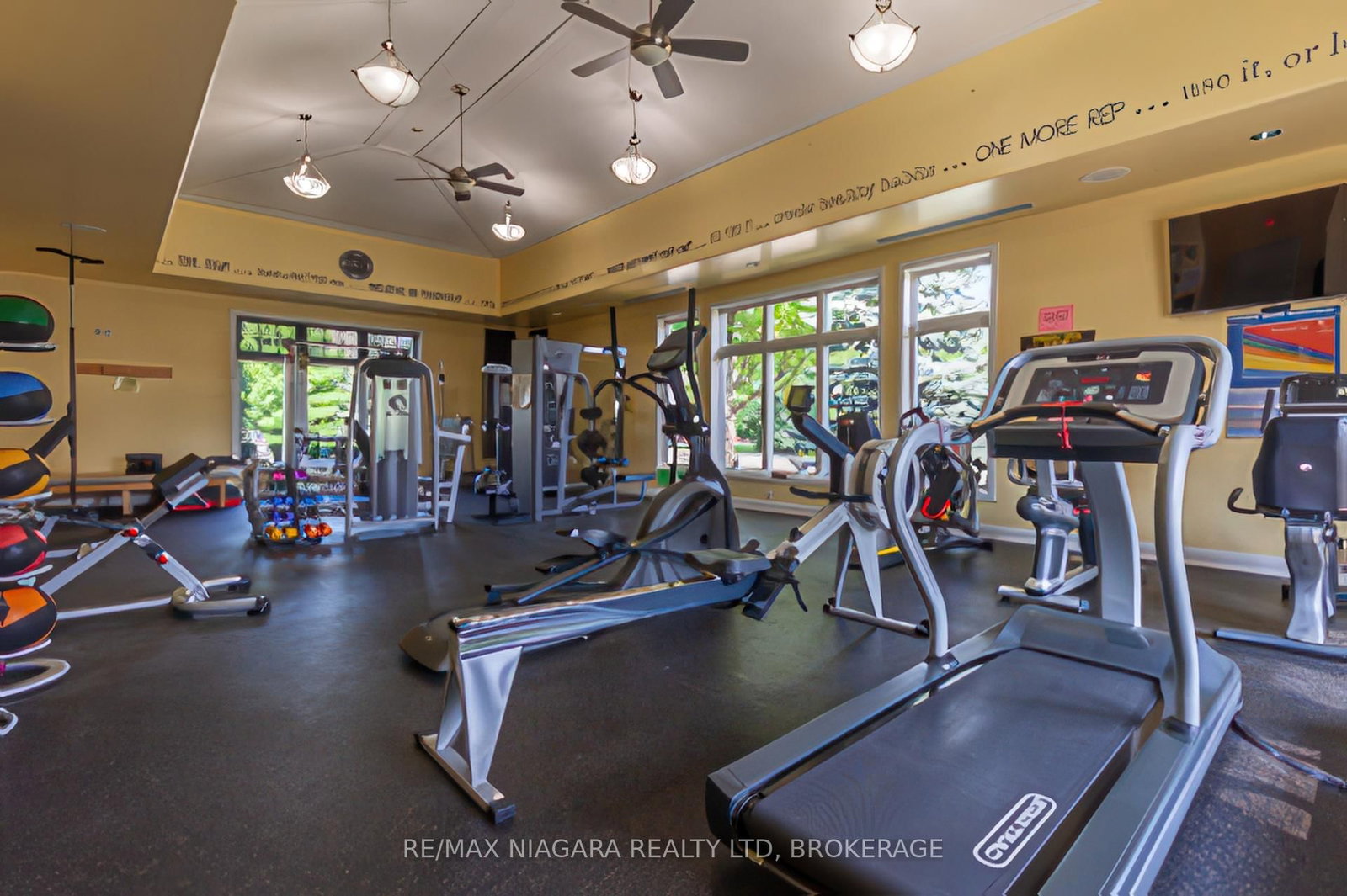 40 Driftwood Trail • Fort Erie, ON photo 48