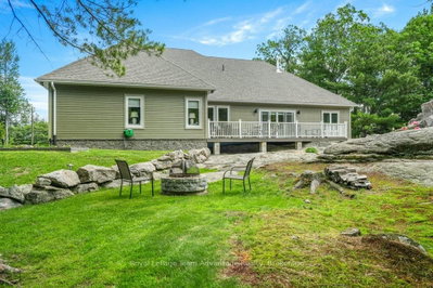 9 George Hunt Memorial Drive • McDougall, ON photo 5