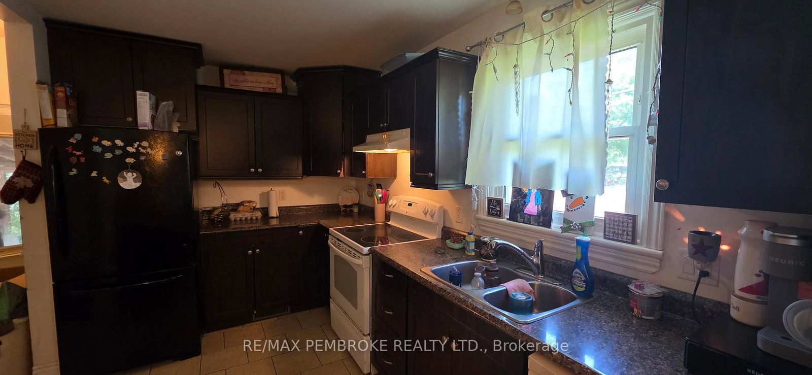 770 Mcguire Street • Petawawa, ON photo 10