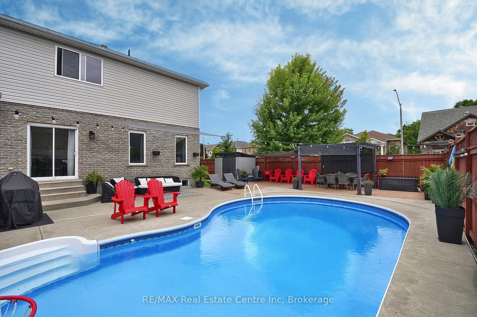 3 LOCKWOOD Street • Cambridge, ON photo 4