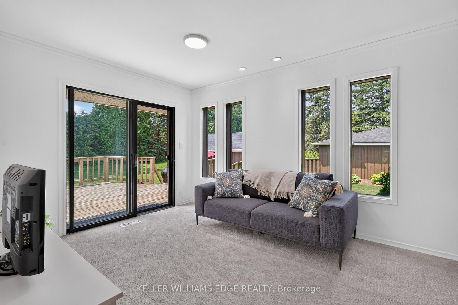 117 Highway 8 • Hamilton, ON photo 21