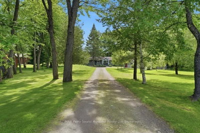 49 Maple Street • Seguin, ON photo 6