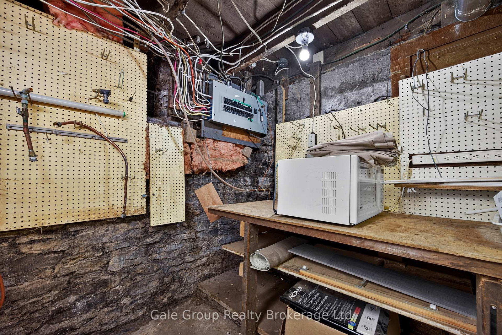 503 Princess Street S • Woodstock, ON photo 31