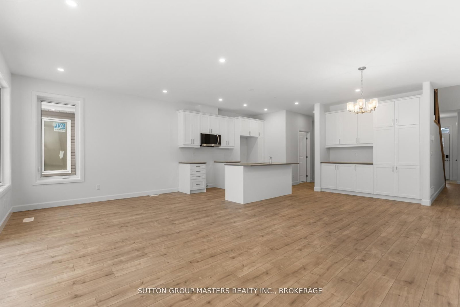 216 Superior Drive • Loyalist, ON photo 12