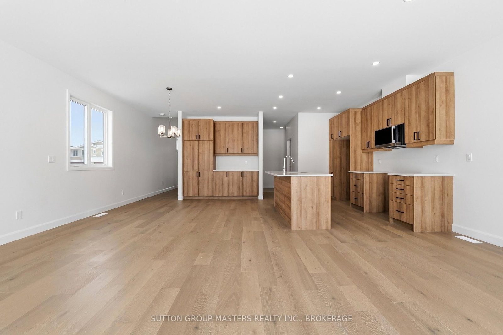 218 Superior Drive • Loyalist, ON photo 10