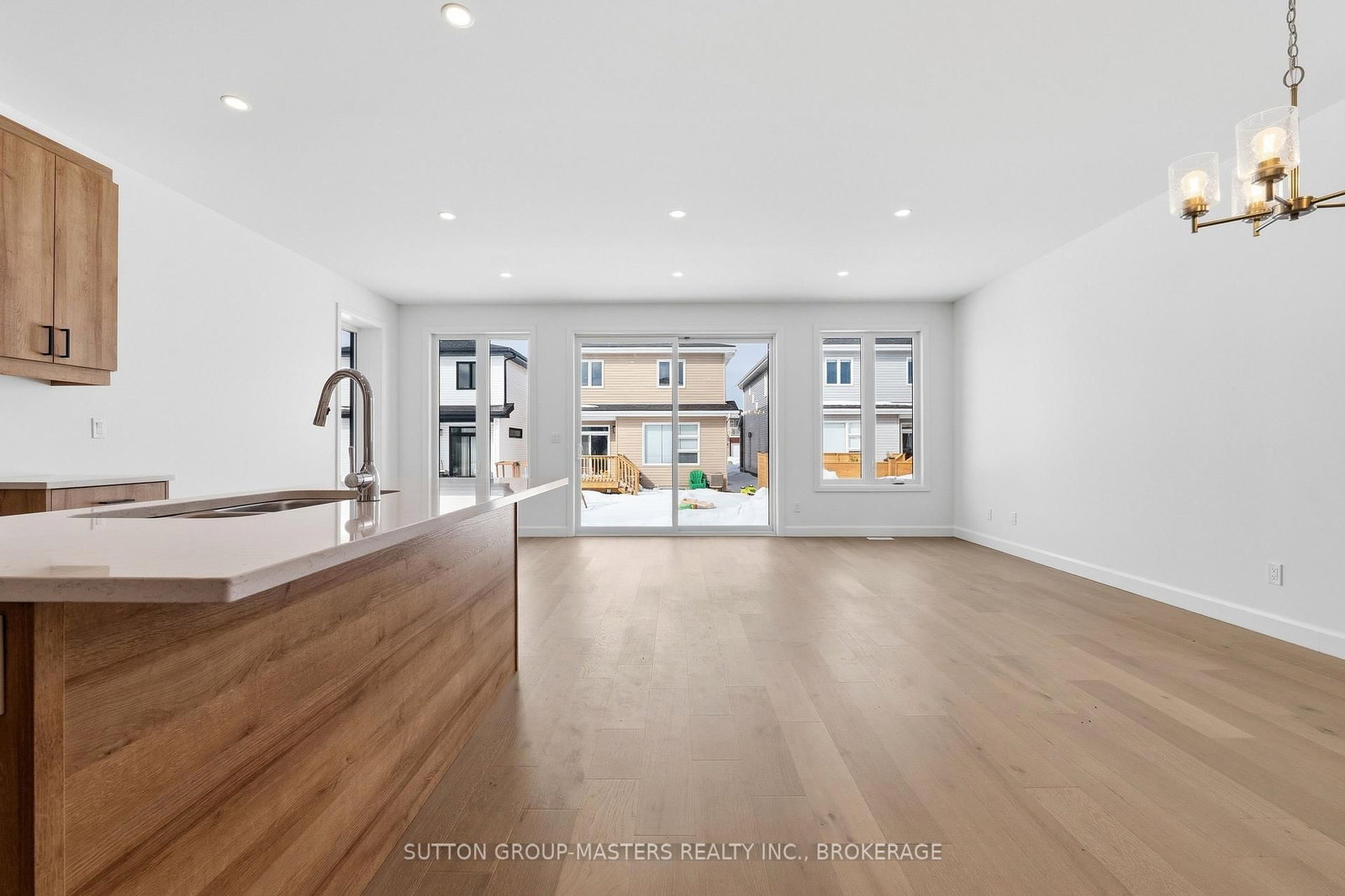 218 Superior Drive • Loyalist, ON photo 6
