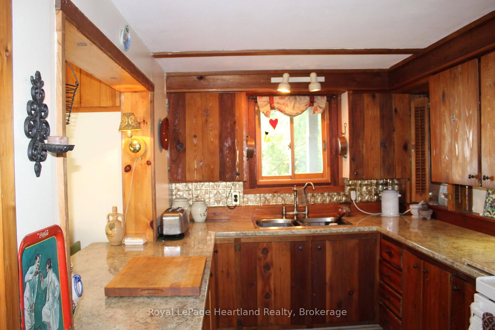 77484 MELENA Drive • Bluewater, ON photo 10