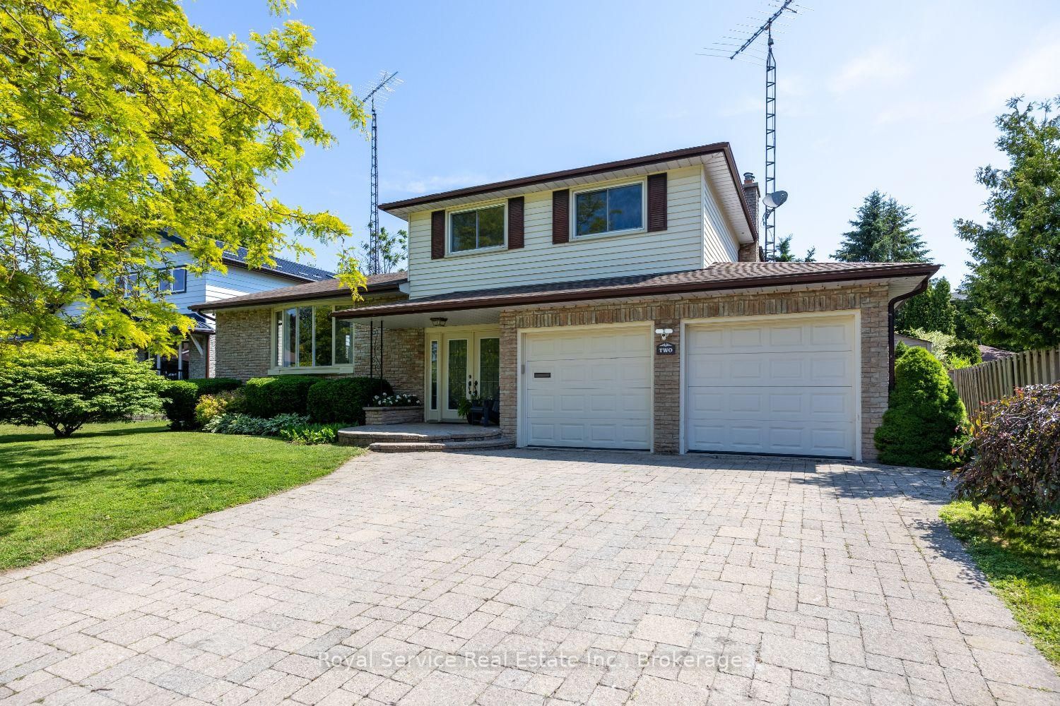 2 Ravensdale Road • Cobourg, ON photo 1