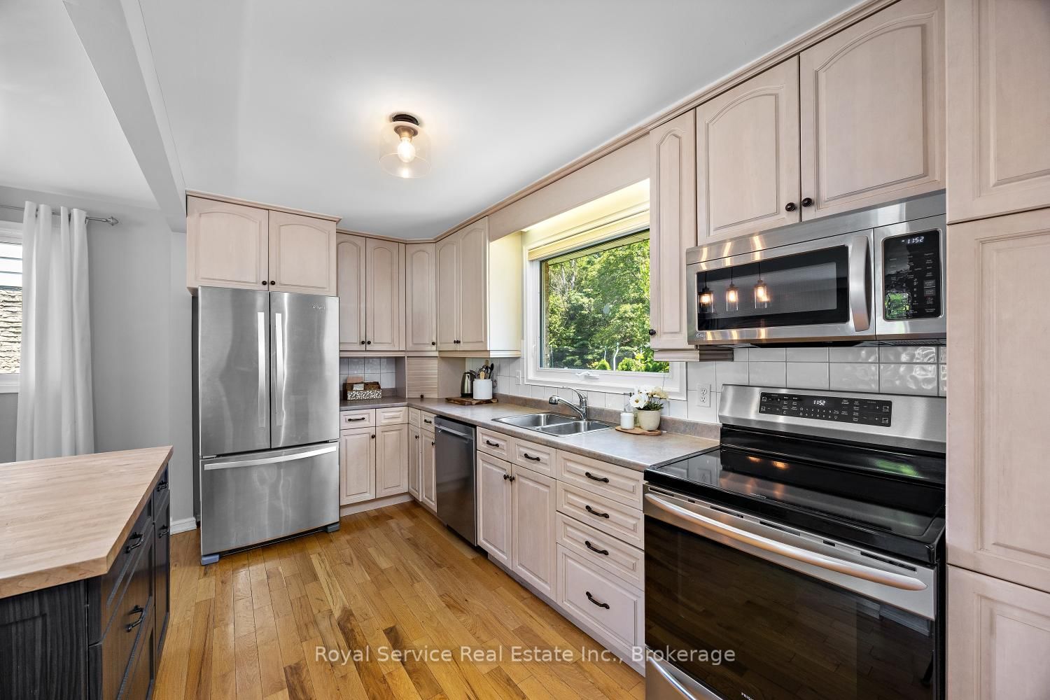 2 Ravensdale Road • Cobourg, ON photo 14
