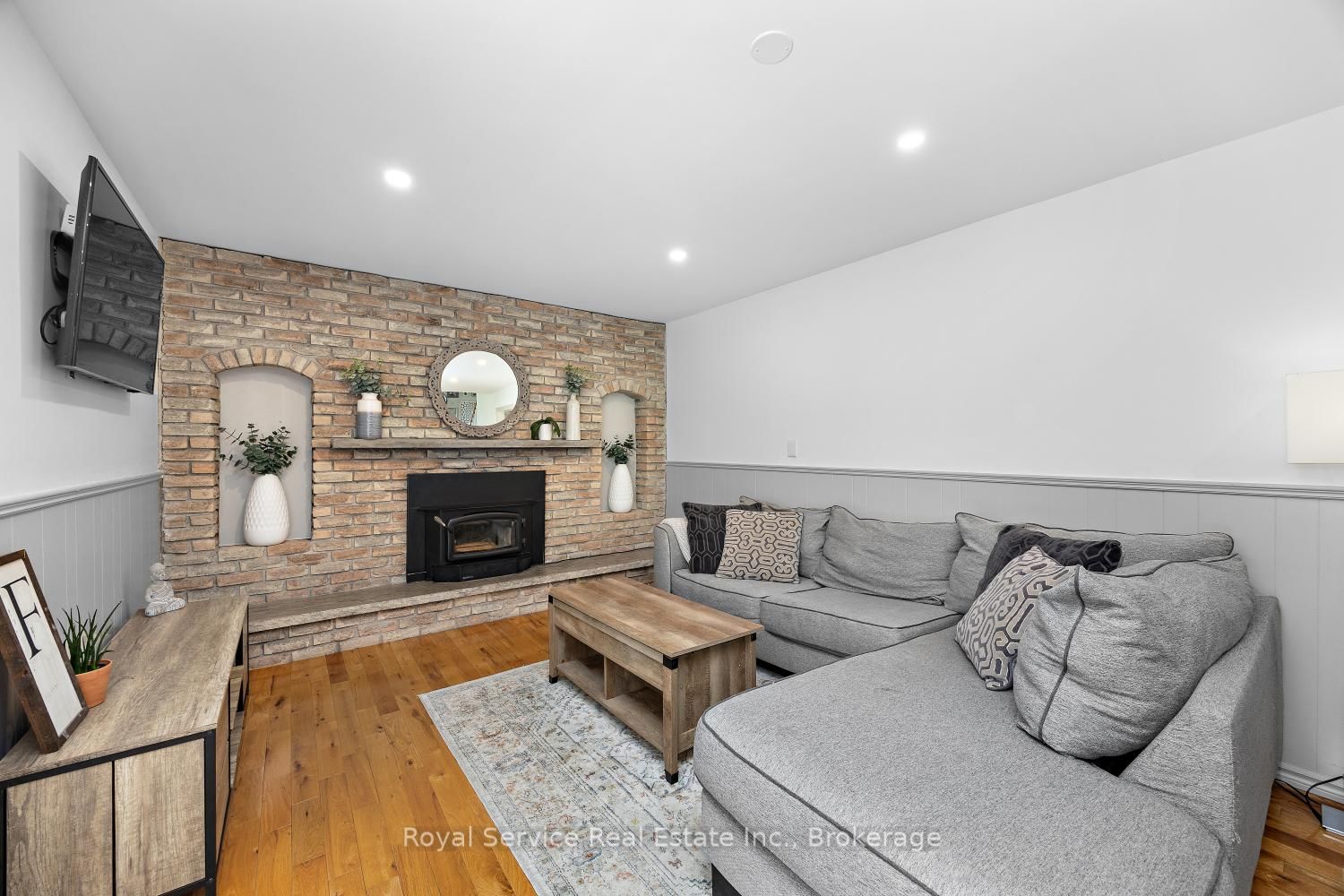 2 Ravensdale Road • Cobourg, ON photo 18