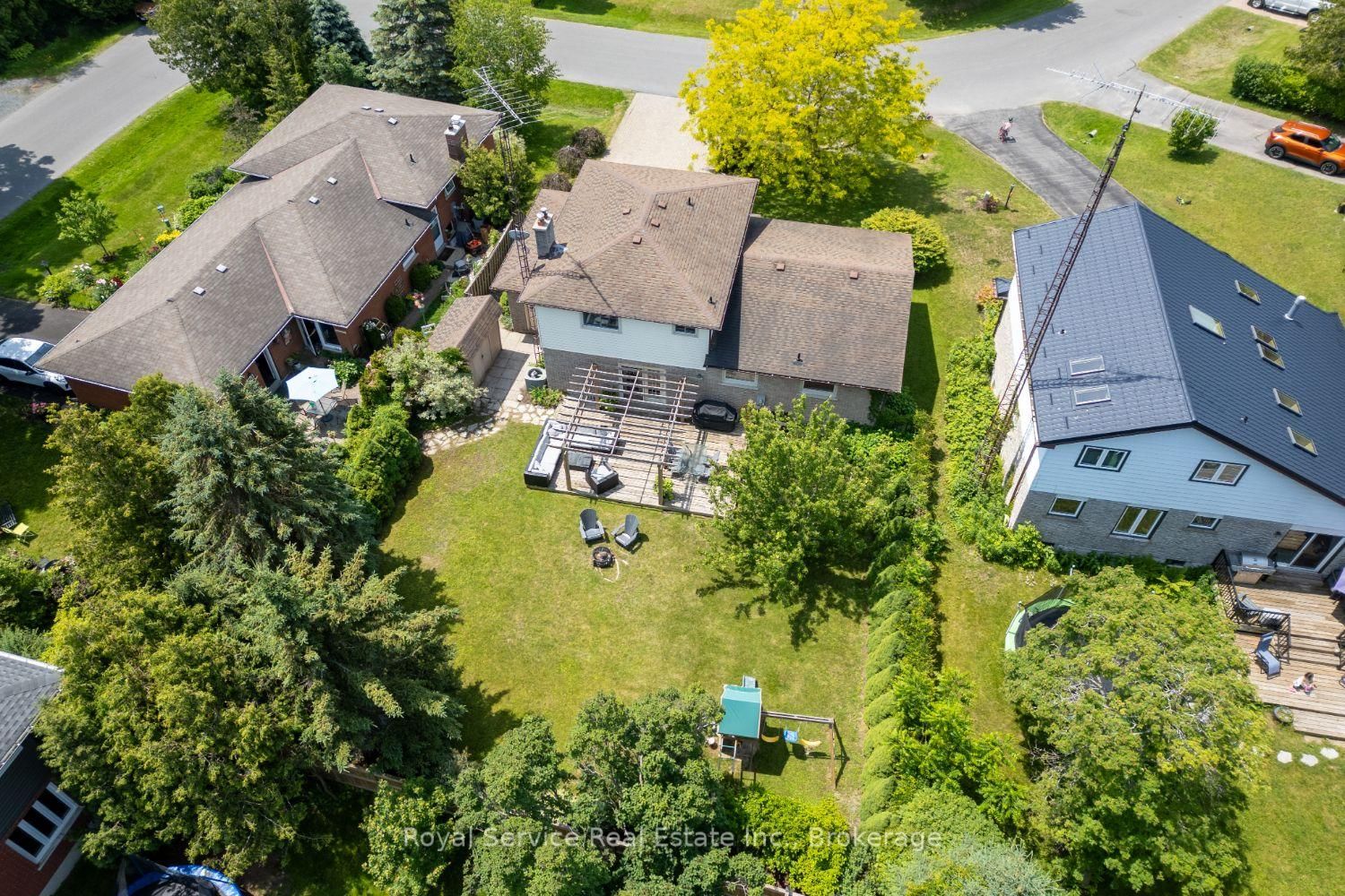 2 Ravensdale Road • Cobourg, ON photo 47