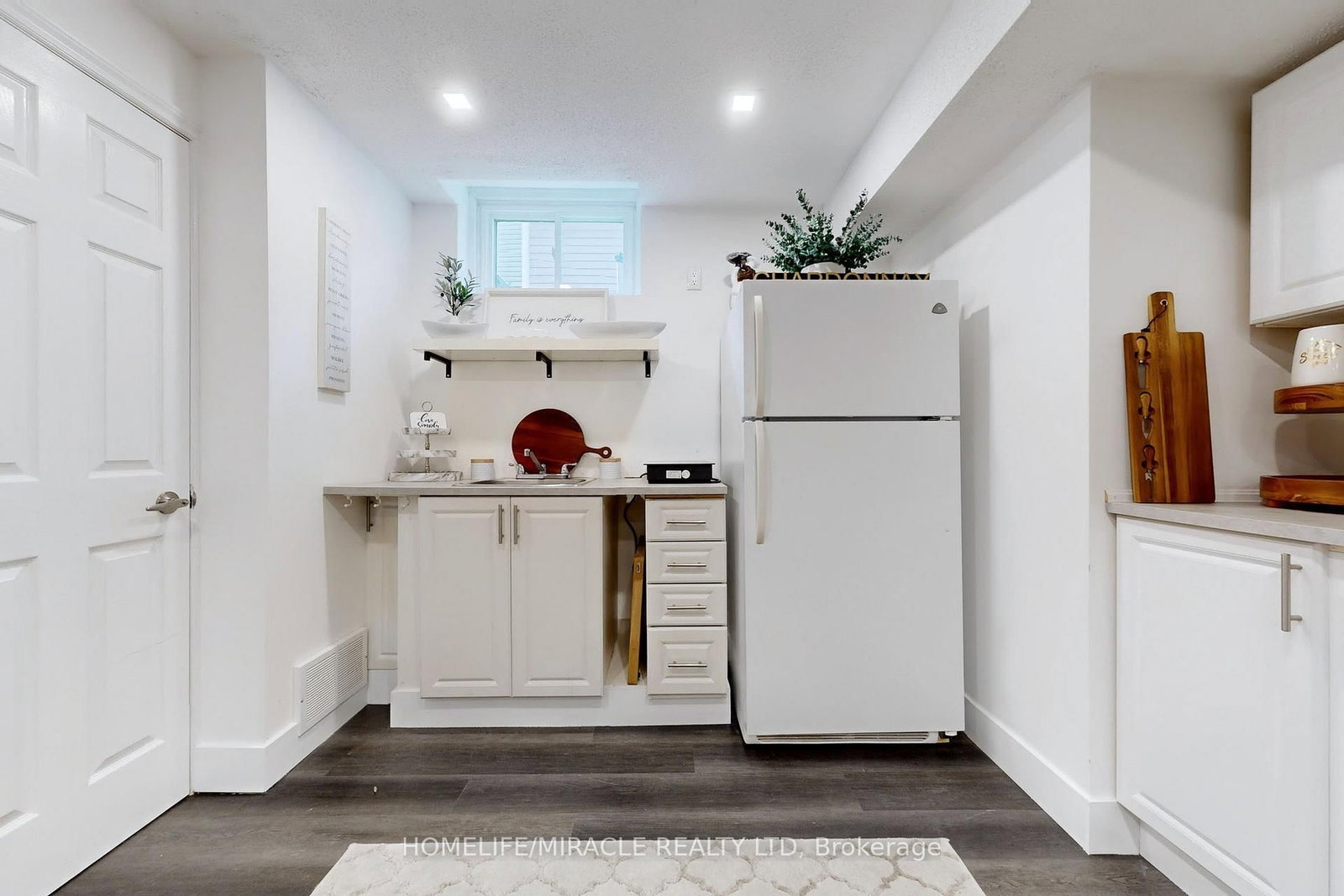 658 Mortimer Drive • Cambridge, ON photo 32