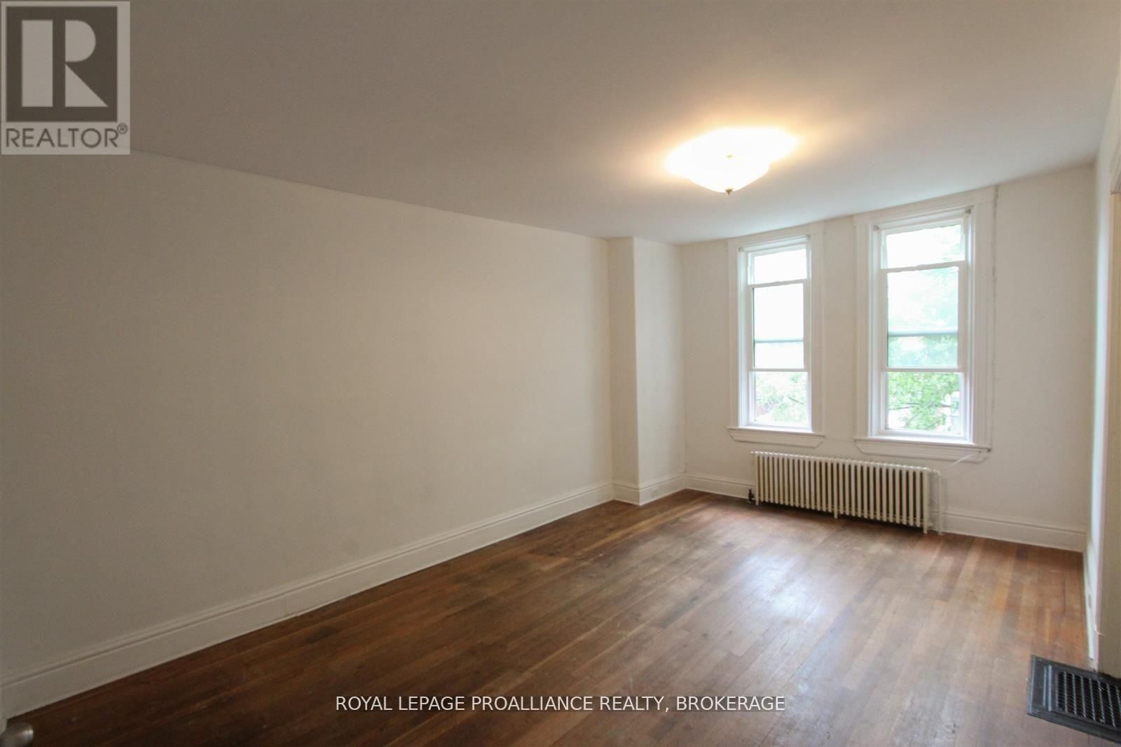 366 Alfred Street • Kingston, ON photo 4