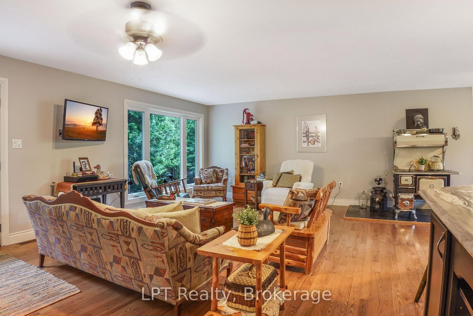 454 Highway 6 • South Bruce Peninsula, ON photo 11