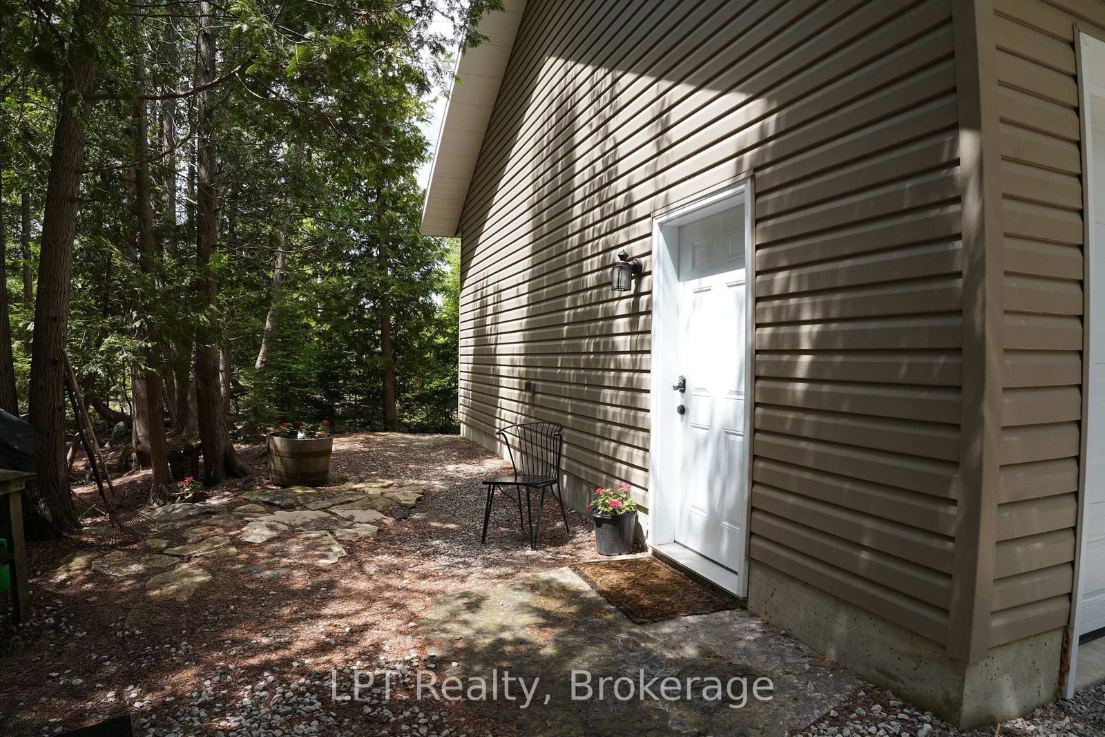 454 Highway 6 • South Bruce Peninsula, ON photo 38
