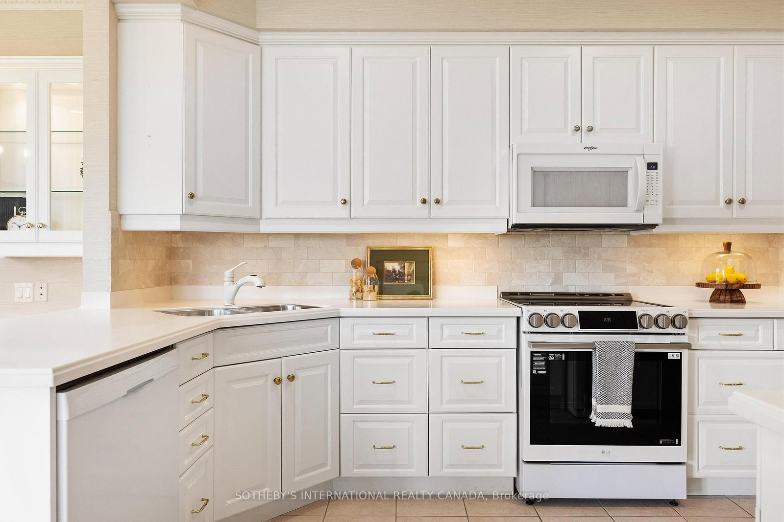 208 Muirfield Trail • Welland, ON photo 15