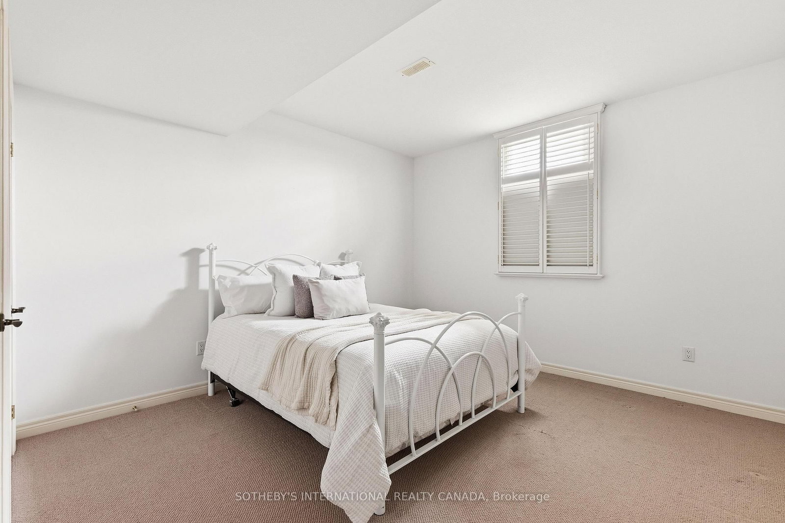 208 Muirfield Trail • Welland, ON photo 29
