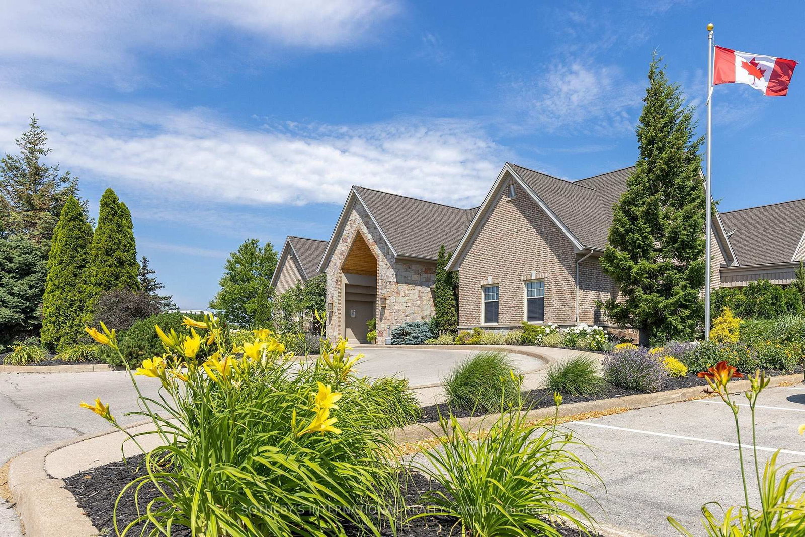 208 Muirfield Trail • Welland, ON photo 43
