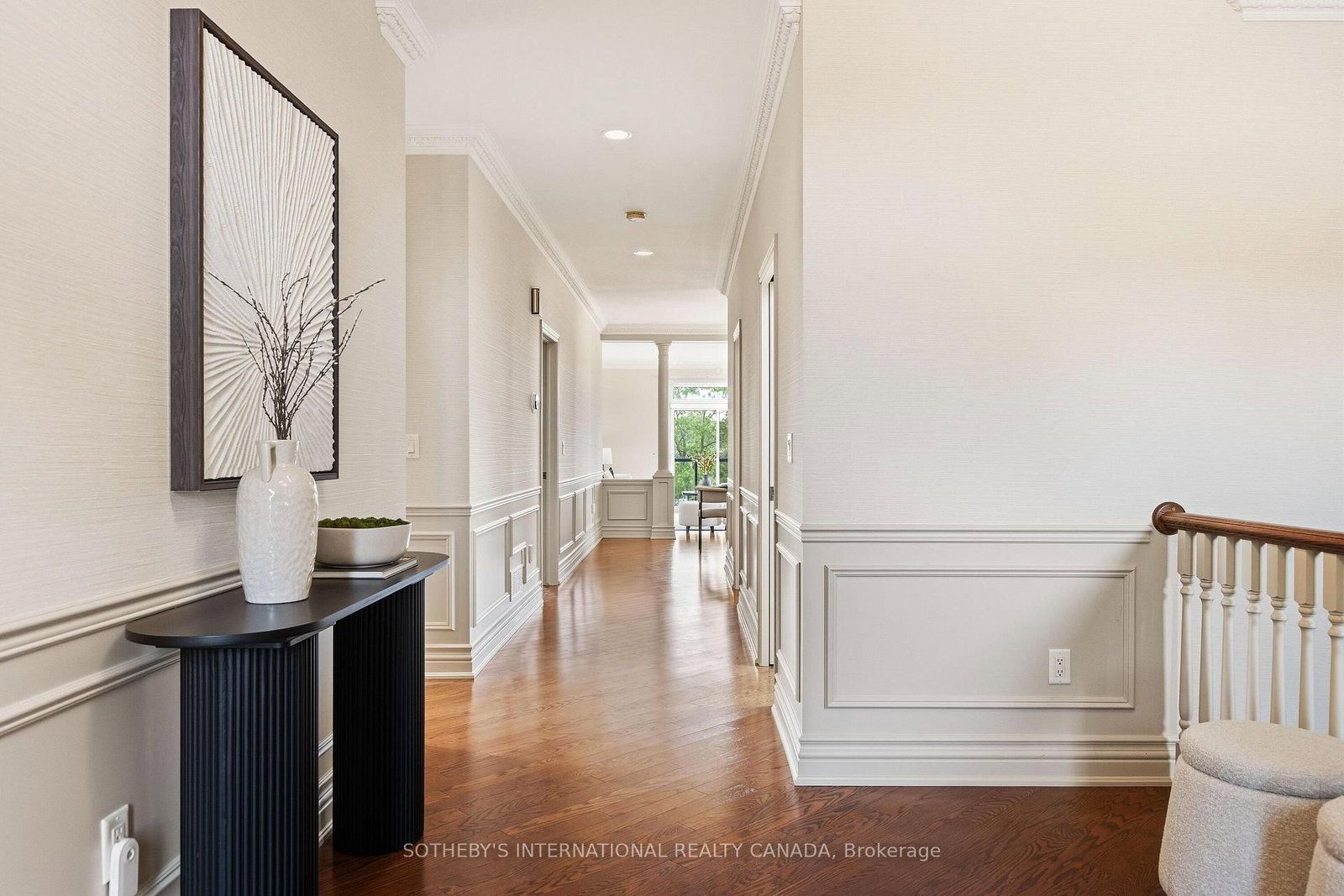 208 Muirfield Trail • Welland, ON photo 5
