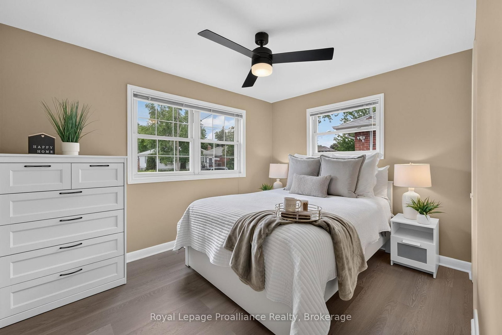 43 Hastings Drive • Belleville, ON photo 11