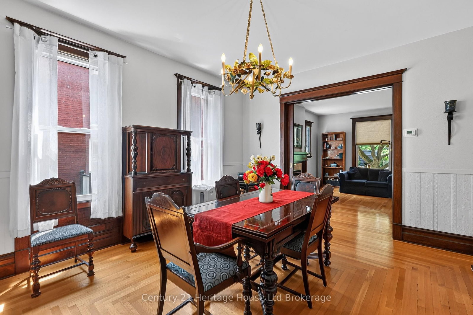 457 Buller Street • Woodstock, ON photo 14