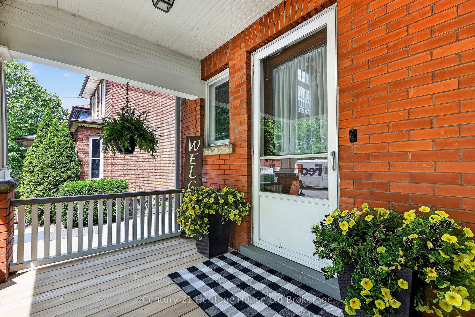 457 Buller Street • Woodstock, ON photo 7