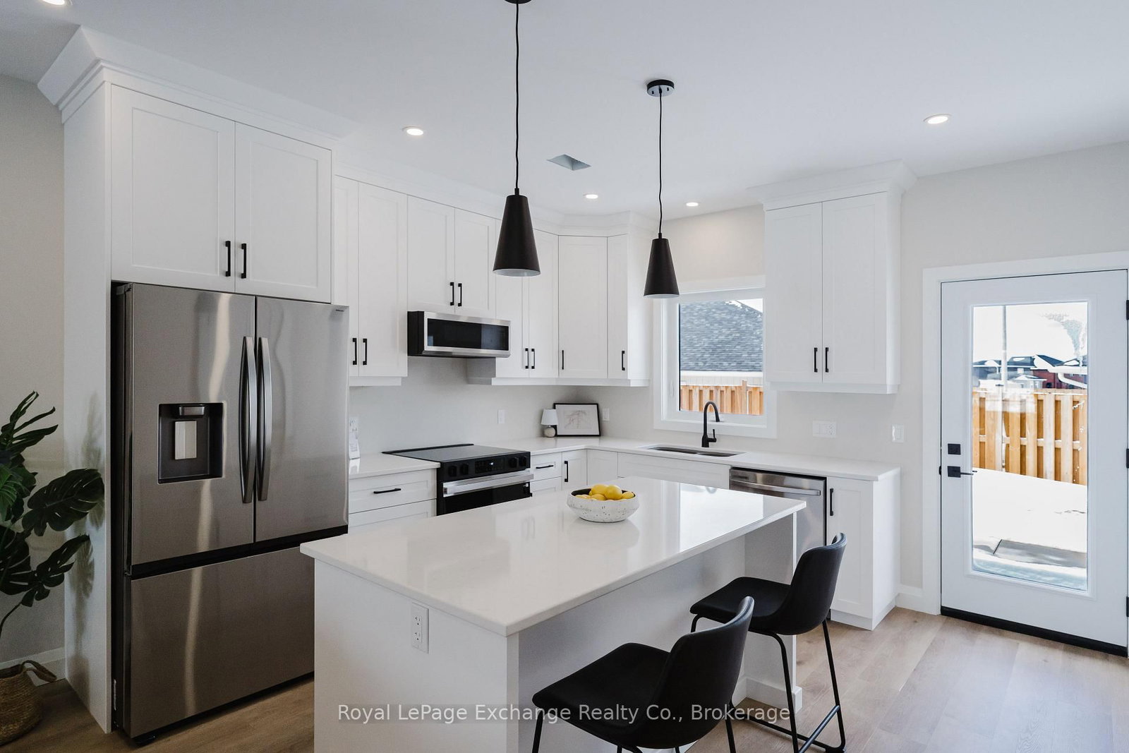 1071 WATERLOO Street N • #UNIT 42 • Saugeen Shores, ON photo 8