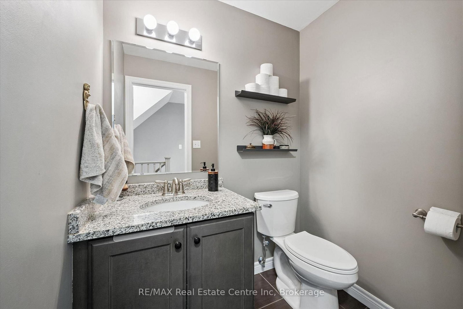 634 WOODLAWN Road E • #A • Guelph, ON photo 10