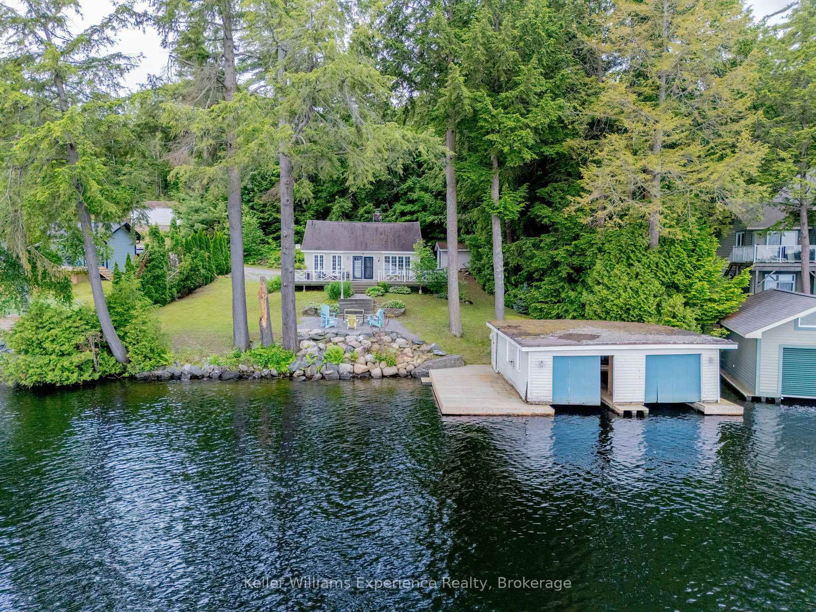 1018 Georgina Way • #2 • Gravenhurst, ON photo 2