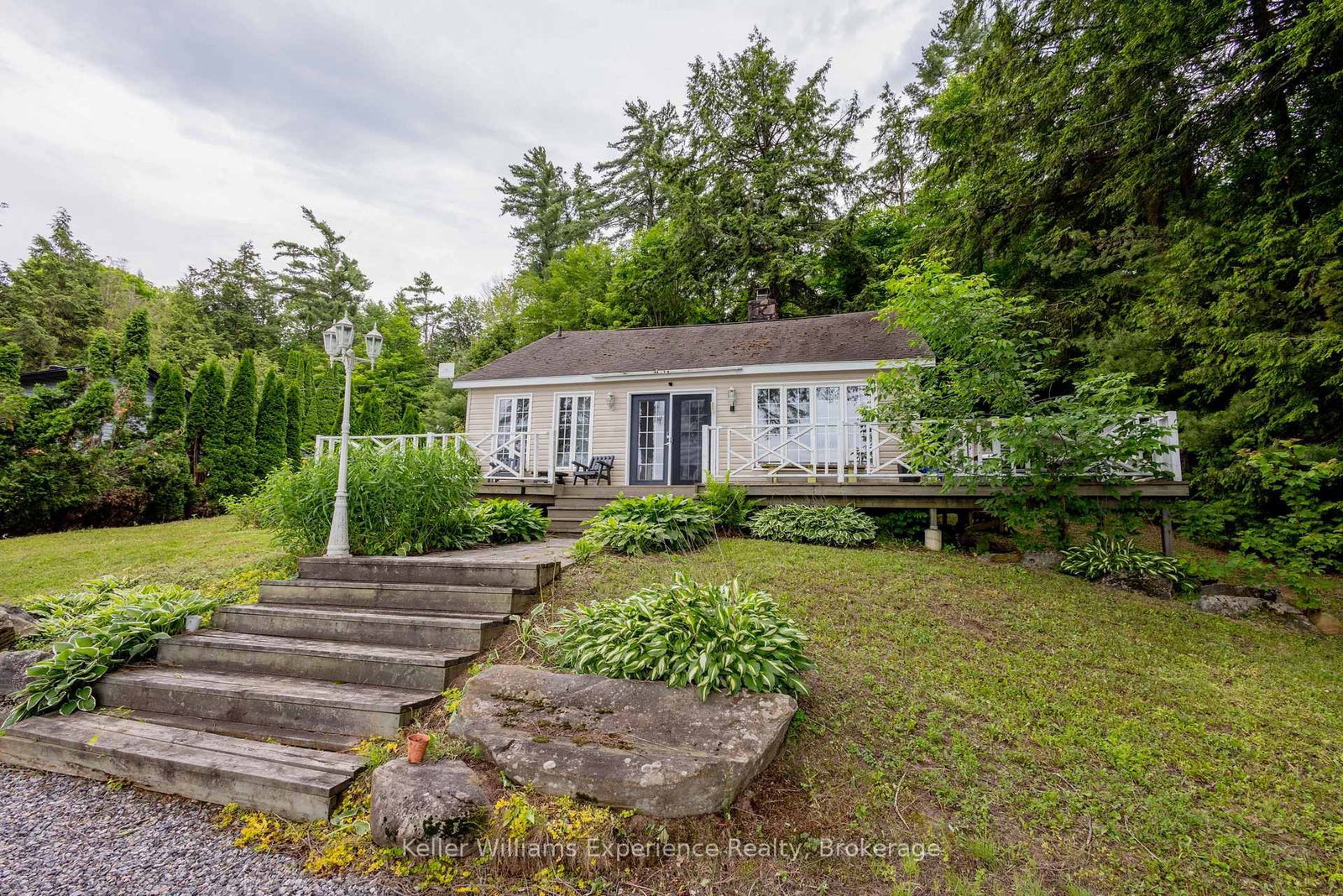 1018 Georgina Way • #2 • Gravenhurst, ON photo 4