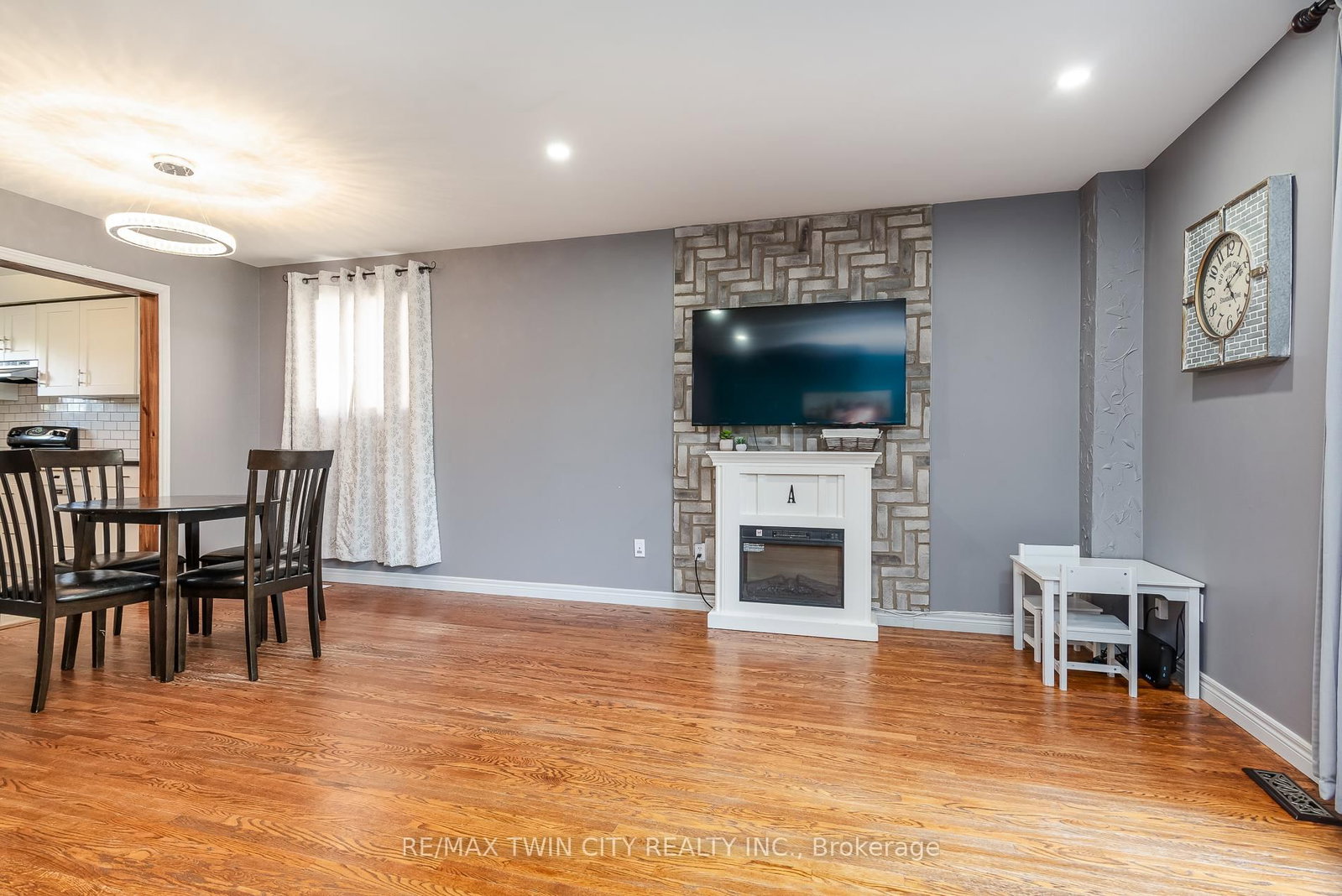 162 E Parkside Drive • Centre Wellington, ON photo 27