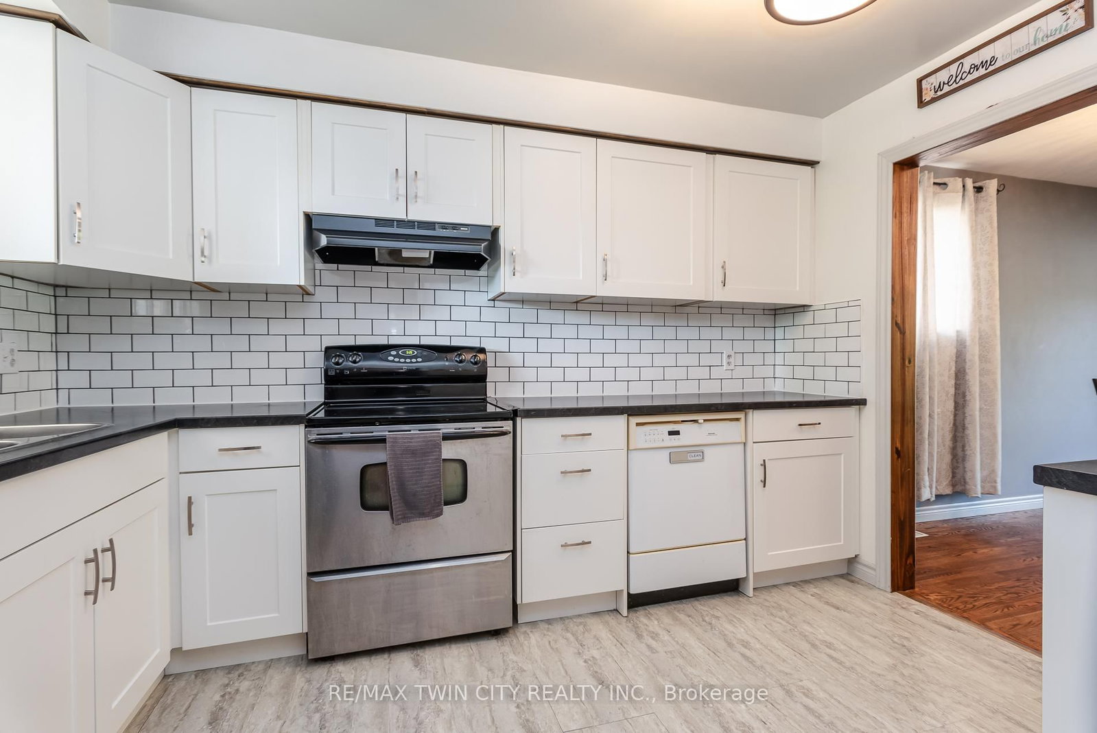 162 E Parkside Drive • Centre Wellington, ON photo 33
