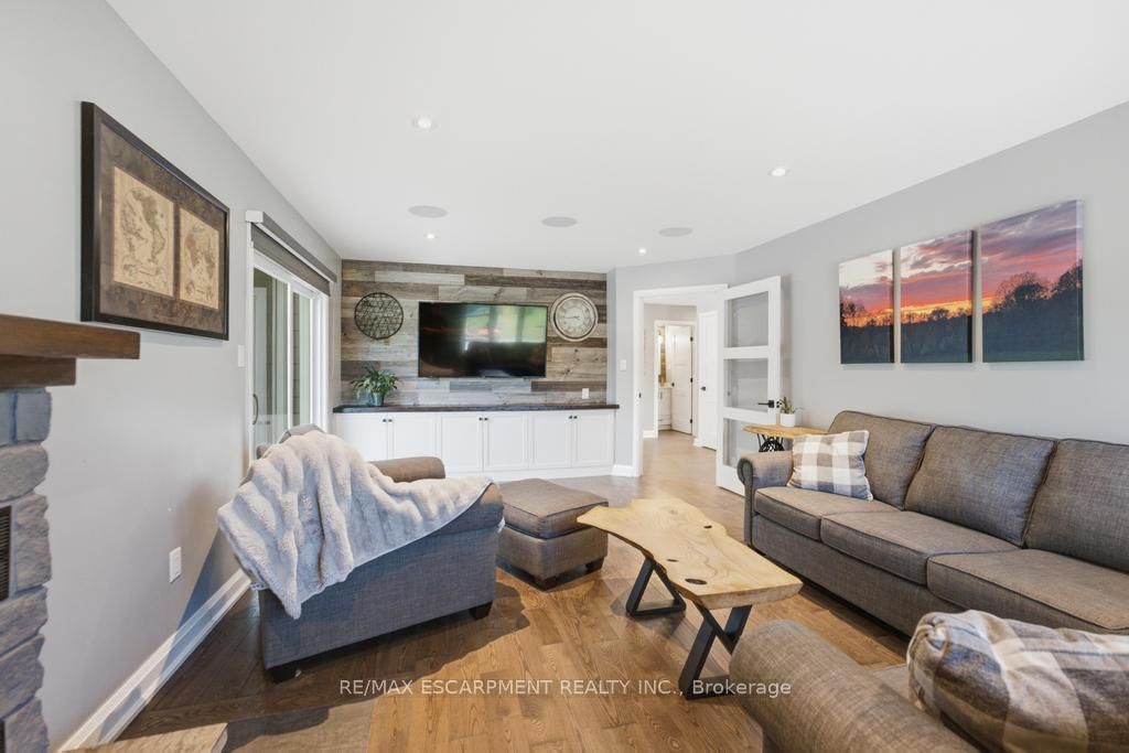 1119 E Powerline Road • Hamilton, ON photo 11