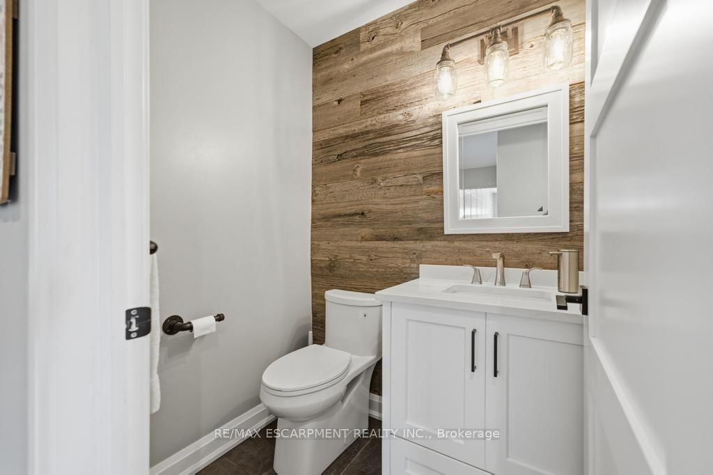 1119 E Powerline Road • Hamilton, ON photo 13