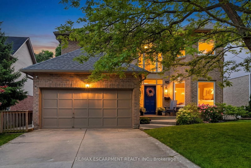 92 Jerome Park Dr, Hamilton, Ontario