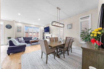 130 Pondcliffe Drive — photo 6