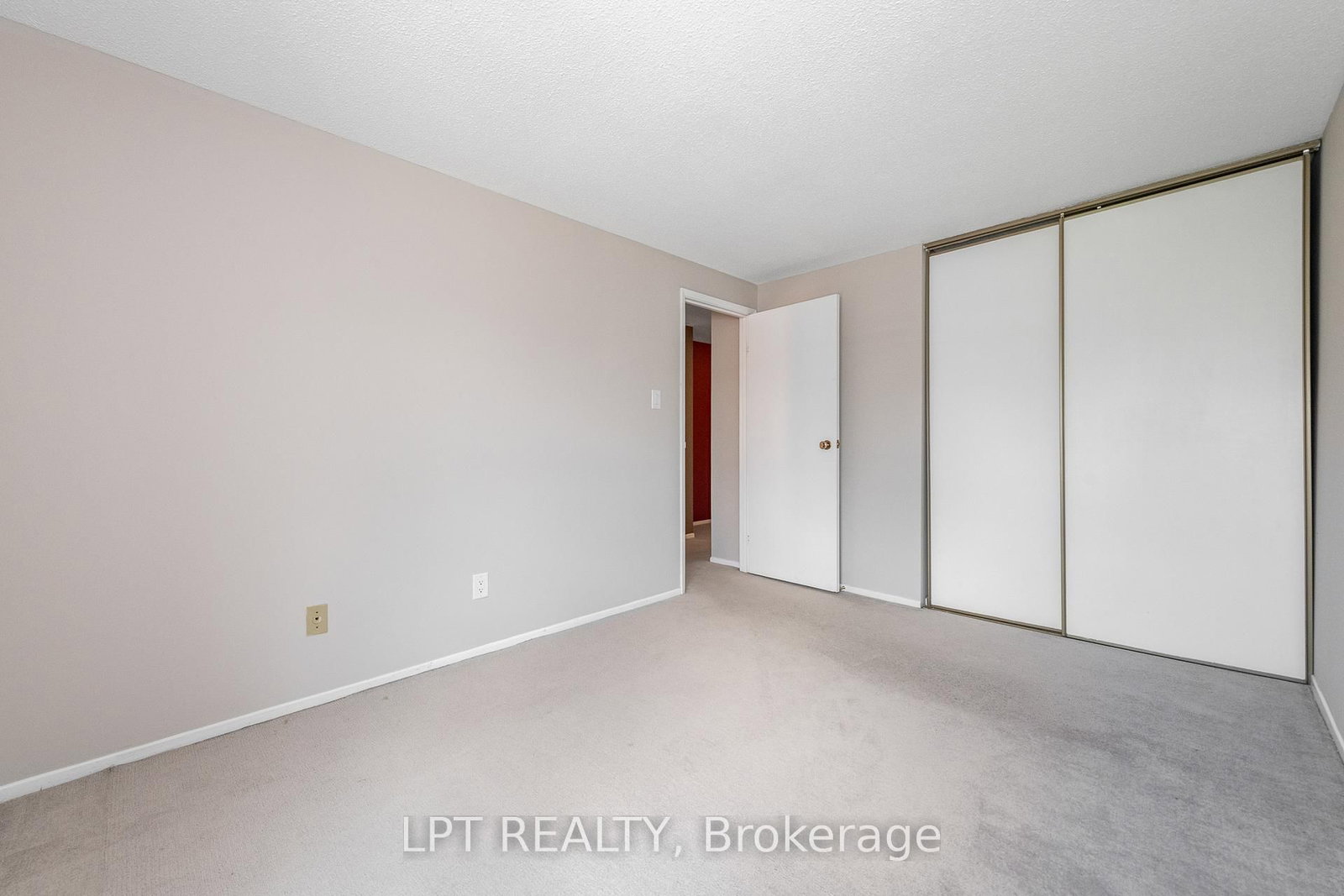 2286 COTTERS Crescent • Ottawa, ON photo 20