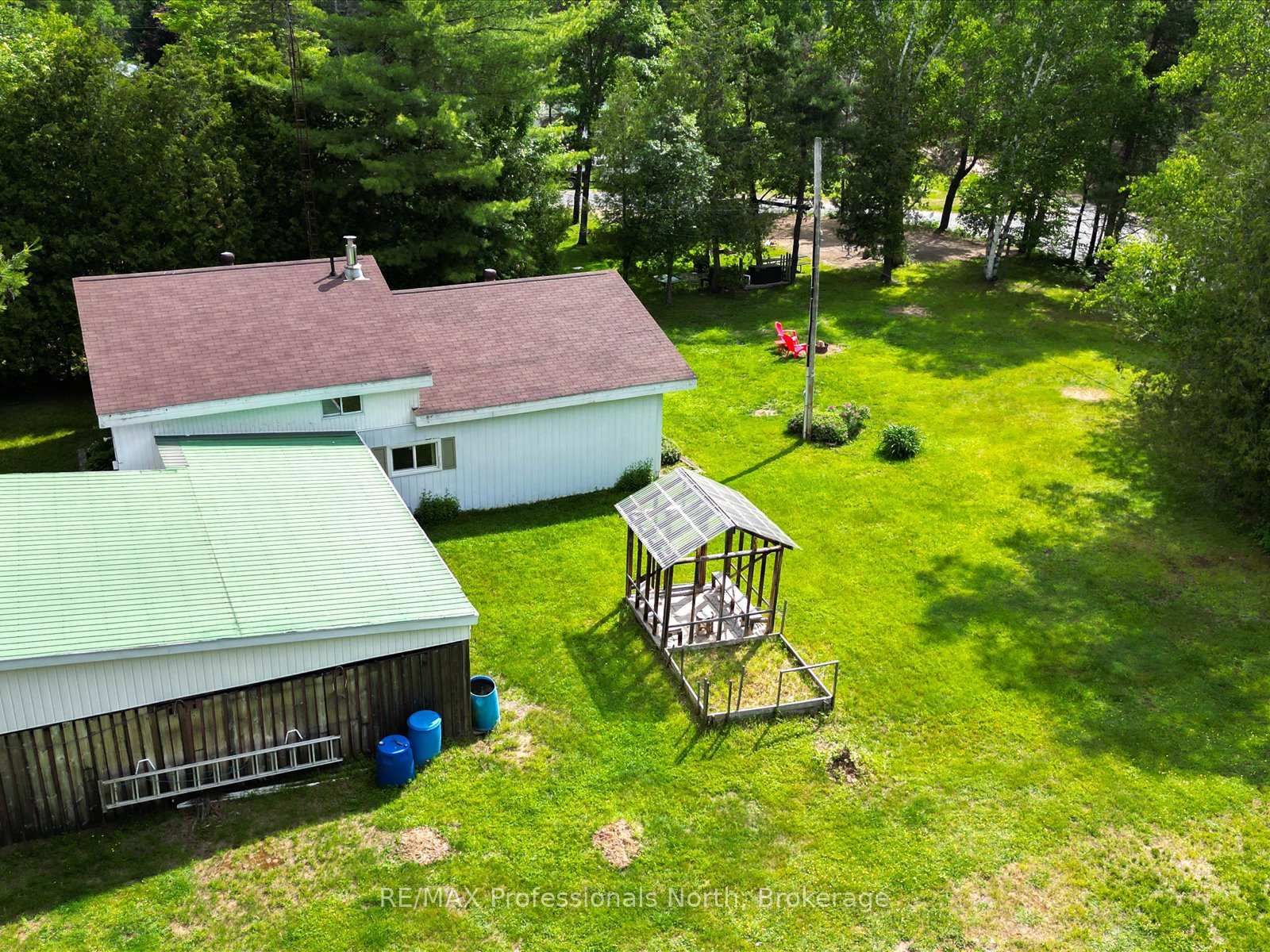 2510 Loop Road • Highlands East, ON photo 24