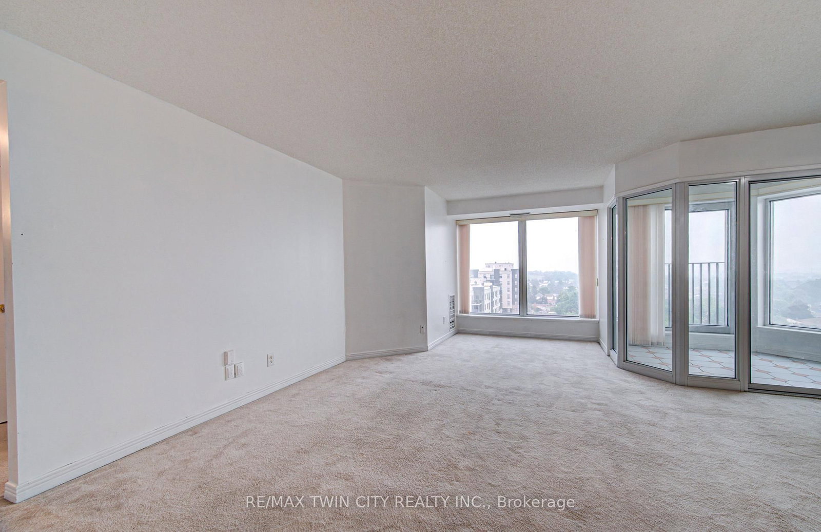 190 Hespeler Road • #905 • Cambridge, ON photo 32