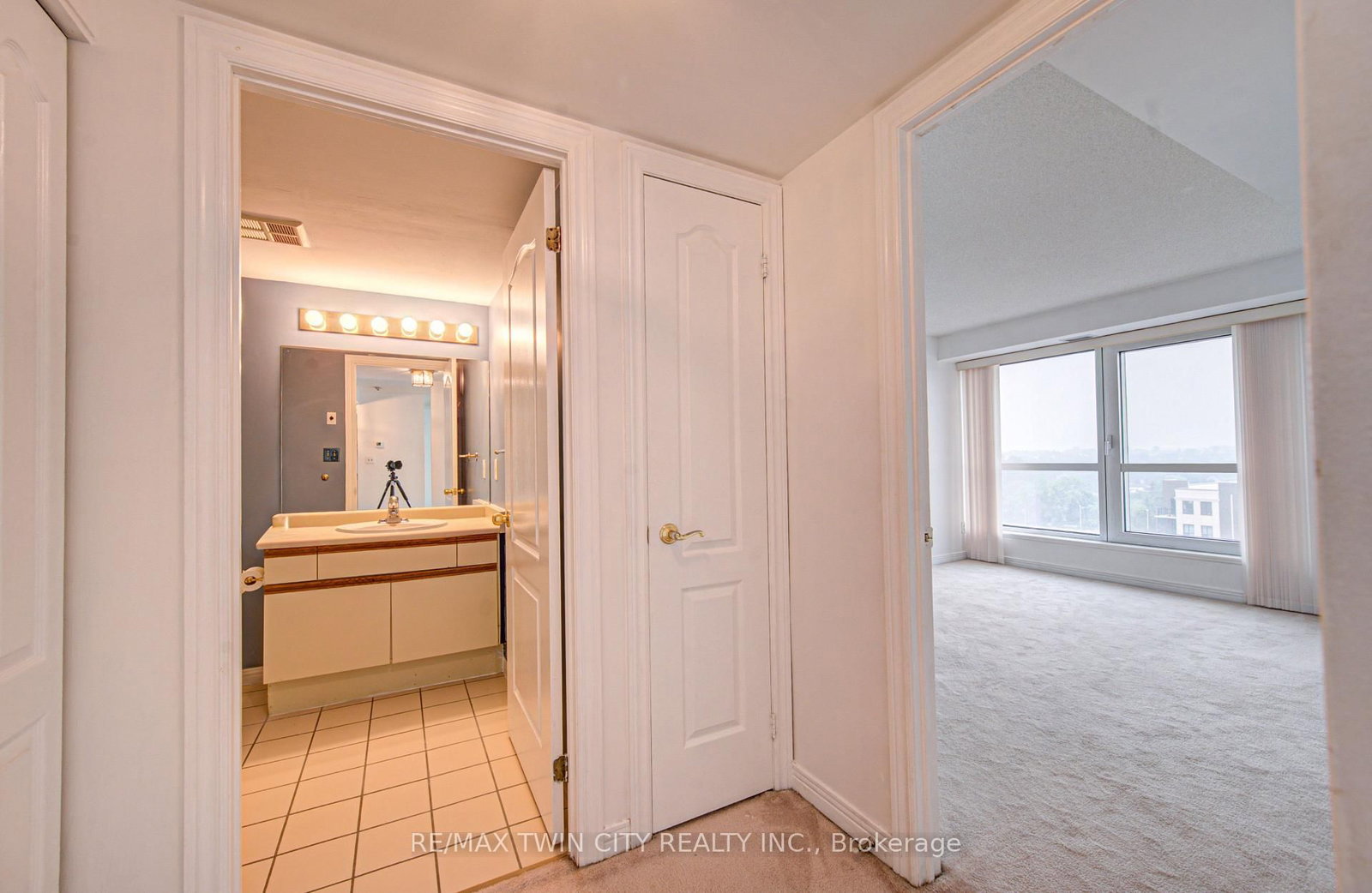 190 Hespeler Road • #905 • Cambridge, ON photo 44